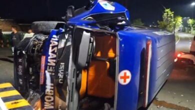 Ambulan Bawa Jenazah Kecelakaan Madiun: 4 Orang Selamat
