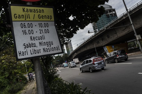 Jakarta Hari Ini: Ganjil Genap Dicabut, Jalanan Lancar!