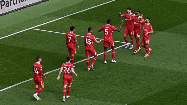 Liverpool Pastikan Tiket UCL, Sisa Liga Inggris Berebut