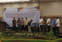 Atribut Ormas Dilarang Mirip TNI/Polri: Penertiban Mendagri