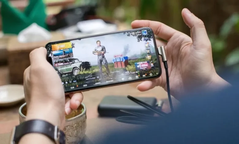 Bahaya Kecanduan Game Online: Depresi Mengintai Remaja Anda?