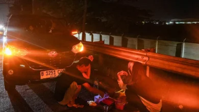 Bahaya Mengerikan! Istirahat di Bahu Jalan Tol? Ini Risikonya