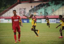 Boaz Solossa: Kisah Inspiratif Legenda Sepak Bola Indonesia