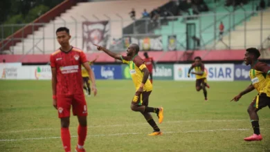 Boaz Solossa: Kisah Inspiratif Legenda Sepak Bola Indonesia