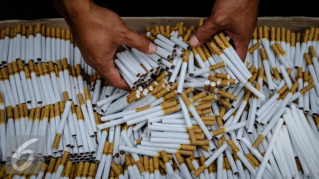 Bongkar Praktik Ilegal! 384 Ribu Batang Rokok Disita Tol Ngawi-Kertosono