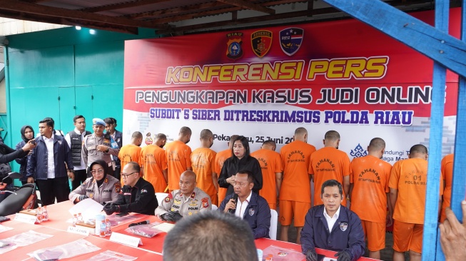 Bos Higgs Domino Ditangkap, Raup Cuan 3,6 Miliar!