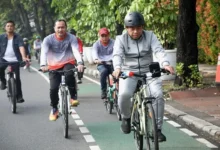 DPRD DKI Jakarta: Solusi Ampuh Polusi Udara? Transportasi Umum & Sepeda!