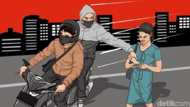 Depok: Pegawai Toko Gagah Berani Tangkal Begal Celurit
