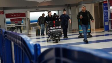 Dramatis! JFK Sepi, Larangan Masuk 12 Negara AS Berlaku