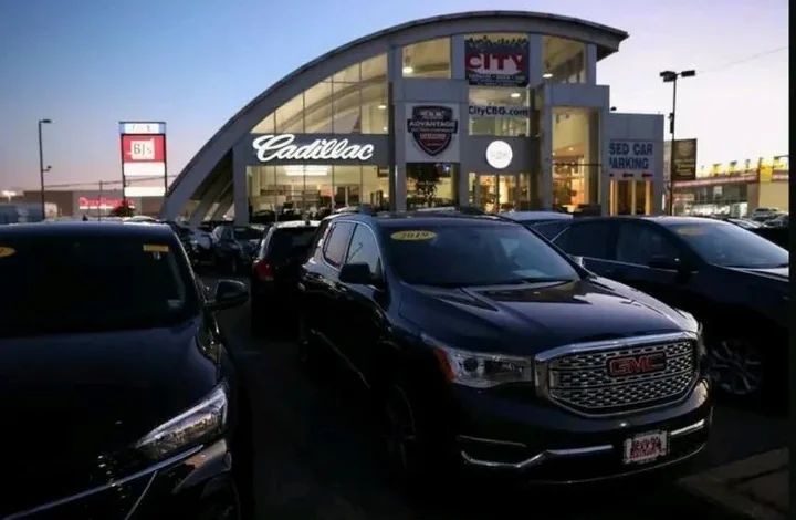 GM Gantikan CarPlay & Android Auto di Mobil Listrik?