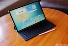 Galaxy Tab S10 FE+: Hiburan & Produktivitas, Layar Spektakuler!
