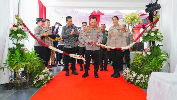 Kapolri Luncurkan SPPG Polres Jembrana: Sukseskan Program MBG