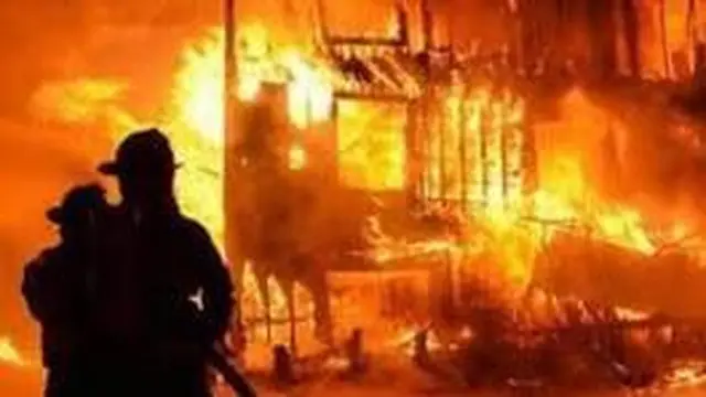 Kebakaran Besar Eks Terminal Rawa Buaya: Api Berhasil Dipadamkan