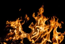 Kebakaran Hebat Kwitang: 16 Mobil Damkar Berjibaku Padamkan Api