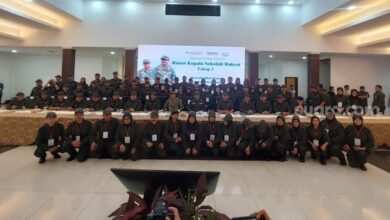 Kepala Sekolah Tidur Seadanya: Kisah Inspiratif & Kontroversial TNI