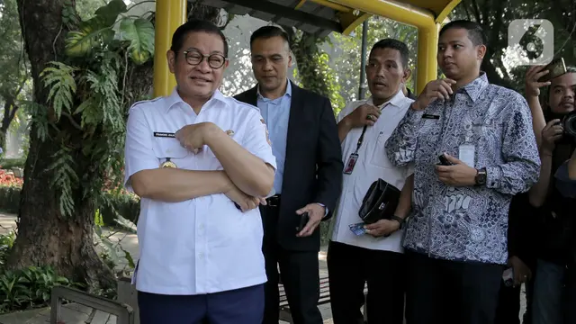 Kerja Sama Jakarta-Jabar Perbaiki Jalan Rusak Parung Panjang