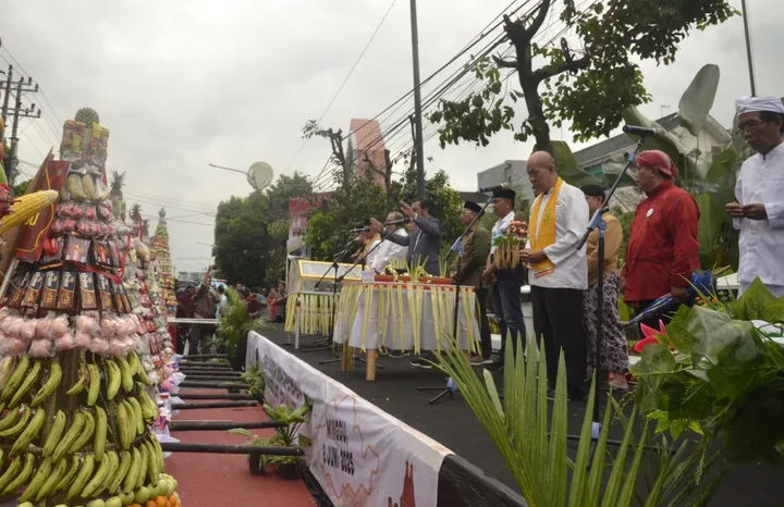 Kirab Gunungan Yogyakarta 2025: Simbol Syukur, Toleransi, dan Pesona Budaya