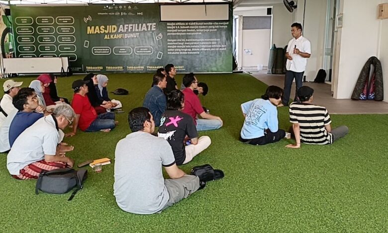Masjid Al Kahfi Bandung: Raih Rp1,5M/Bulan, Rahasianya?