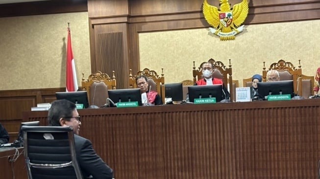 Pakar Pidana: "Ok Sip" Hasto-Saeful Bahri, Bukti Kuat atau Jebakan?