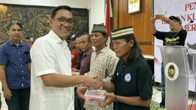 Pemkot Yogyakarta Beri Daging Kurban untuk Pahlawan Kebersihan