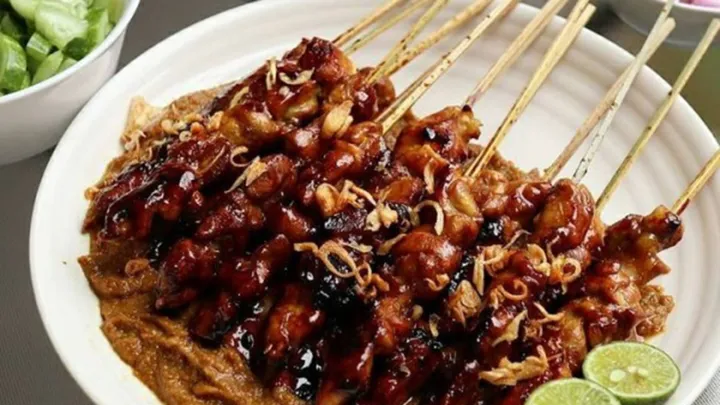 Rahasia Sate Bumbu Kacang Legendaris: Resep Lumer Nagih