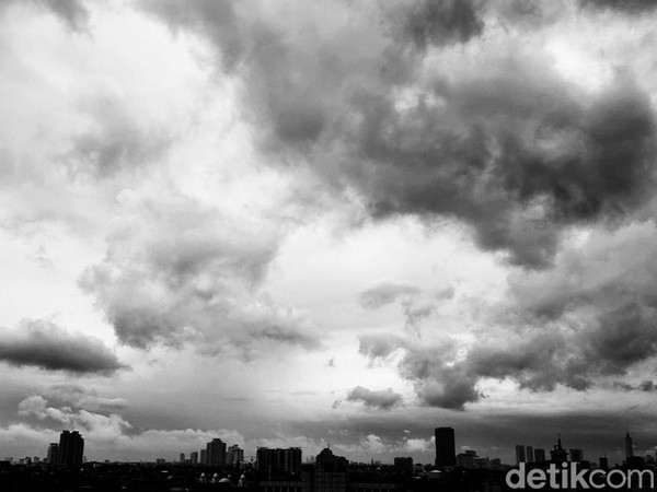 Rekayasa Cuaca Canggih: Bisakah Kita Hapus Awan?