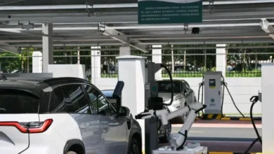Robot Canggih Hyundai: Isi Daya Mobil Listrik Otomatis