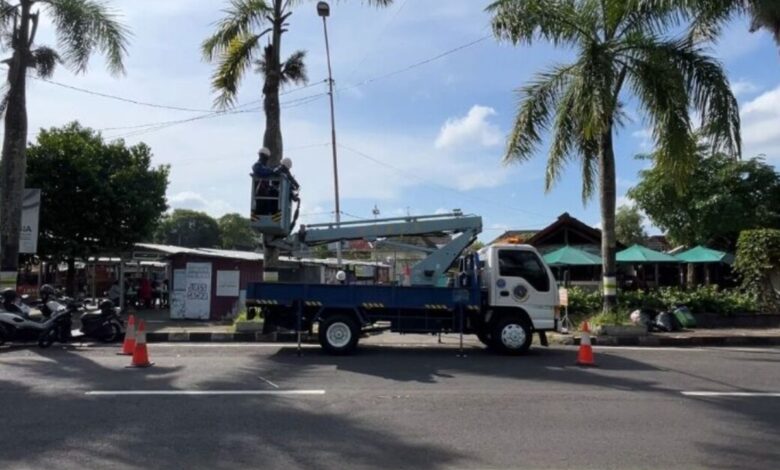 Rp500 Juta Lampu Jalan Wonosari, JJLS Tetap Gelap? Misteri!