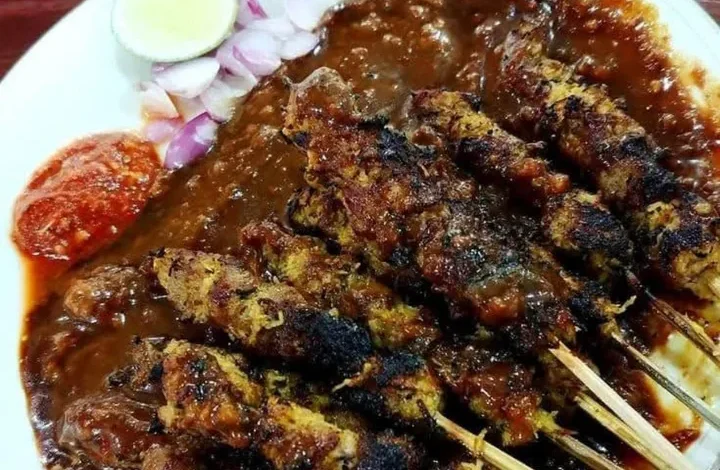 Sate Kambing Muda Bumbu Rujak: Resep Jawa Timur Anti Gagal
