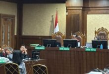 Satpam Bongkar Kode Kamar: Transferan Uang Pengacara Ronald Tannur Terungkap