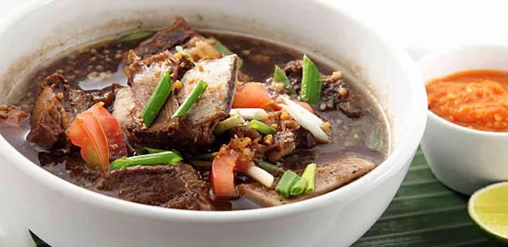 Sop Konro Makassar: Resep Iga Sapi Empuk, Kuah Kaya Rasa