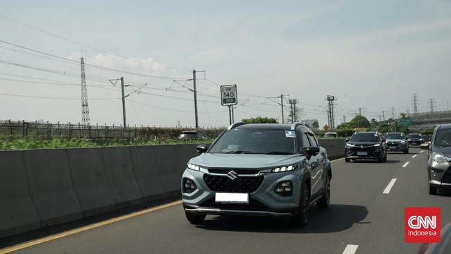 Suzuki Fronx: Layanan Inden Resmi Dibuka untuk Pembelian Armada