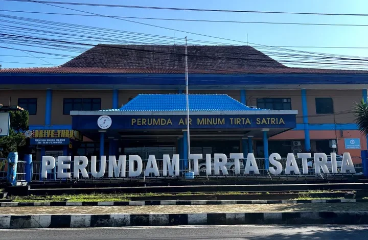 Tirta Satria & HIPMI Banyumas: Sukses Kelola Air Mineral Toyaniki