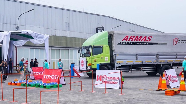Toyota Uji Kemampuan Ribuan Mitra Logistiknya dalam Kompetisi Aksi Cepat