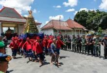 Tradisi Unik Idul Adha Nusantara: Lebih dari Sekadar Garebeg