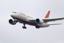 Tragedi Air India: Pesawat Jatuh, Pilot Teriak "Mayday"