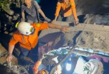 Tragis! Truk Tronton Bawa Semen Terjun, Sopir Tewas Terjepit