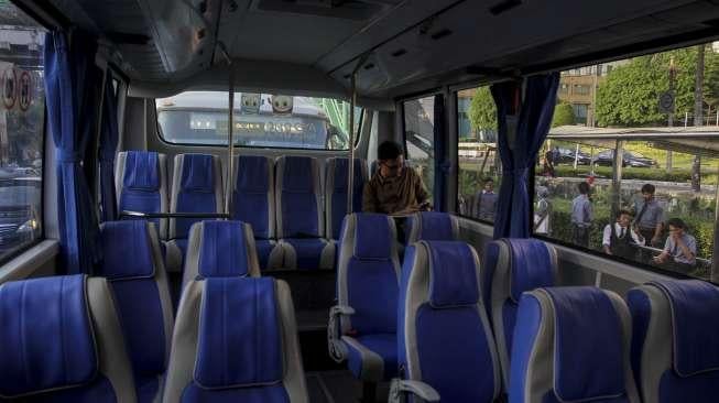 TransJakarta Blok M-PIK2: Ongkos Murah, Rute Favorit Baru?