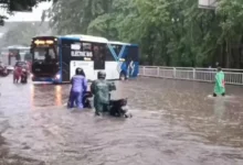 Banjir Jakarta Timur: Jalan Mayjen DI Panjaitan Terendam Hujan Deras