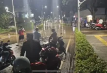 Banjir Kemang Raya Jaksel Malam Ini: Jalan Utama Terendam!