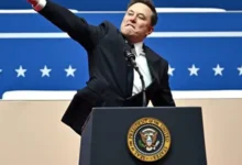 Elon Musk Pecat Eksekutif Tesla: Pasar Otomotif Lesu?