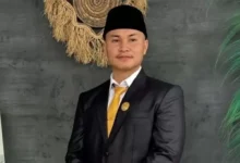 Heboh! Fadhal Rahmat Vape di Sidang DPRD, Siapa Ortu?
