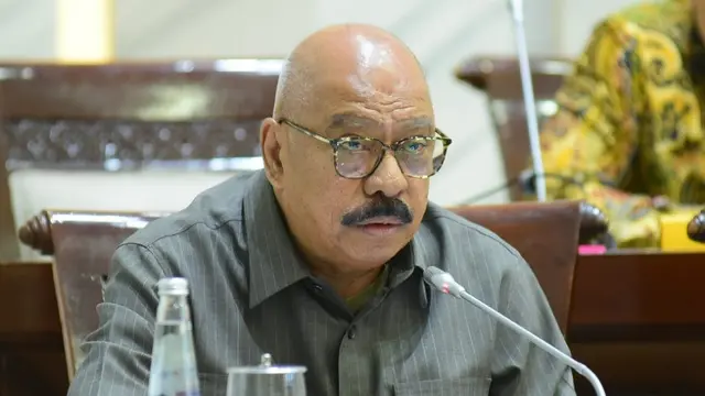 Politisi Desak Pemerintah Pangkas Anggaran Pendidikan Kedinasan?