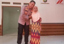 Polres Depok Perbaiki Rumah Nenek Tua Usang Puluhan Tahun