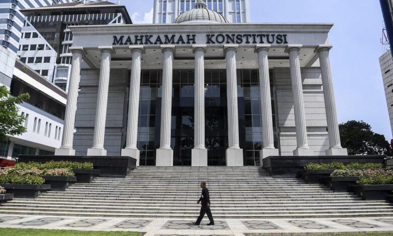 Rahasia Koreksi Produk Politik DPR: Utak-atik MK Terbongkar